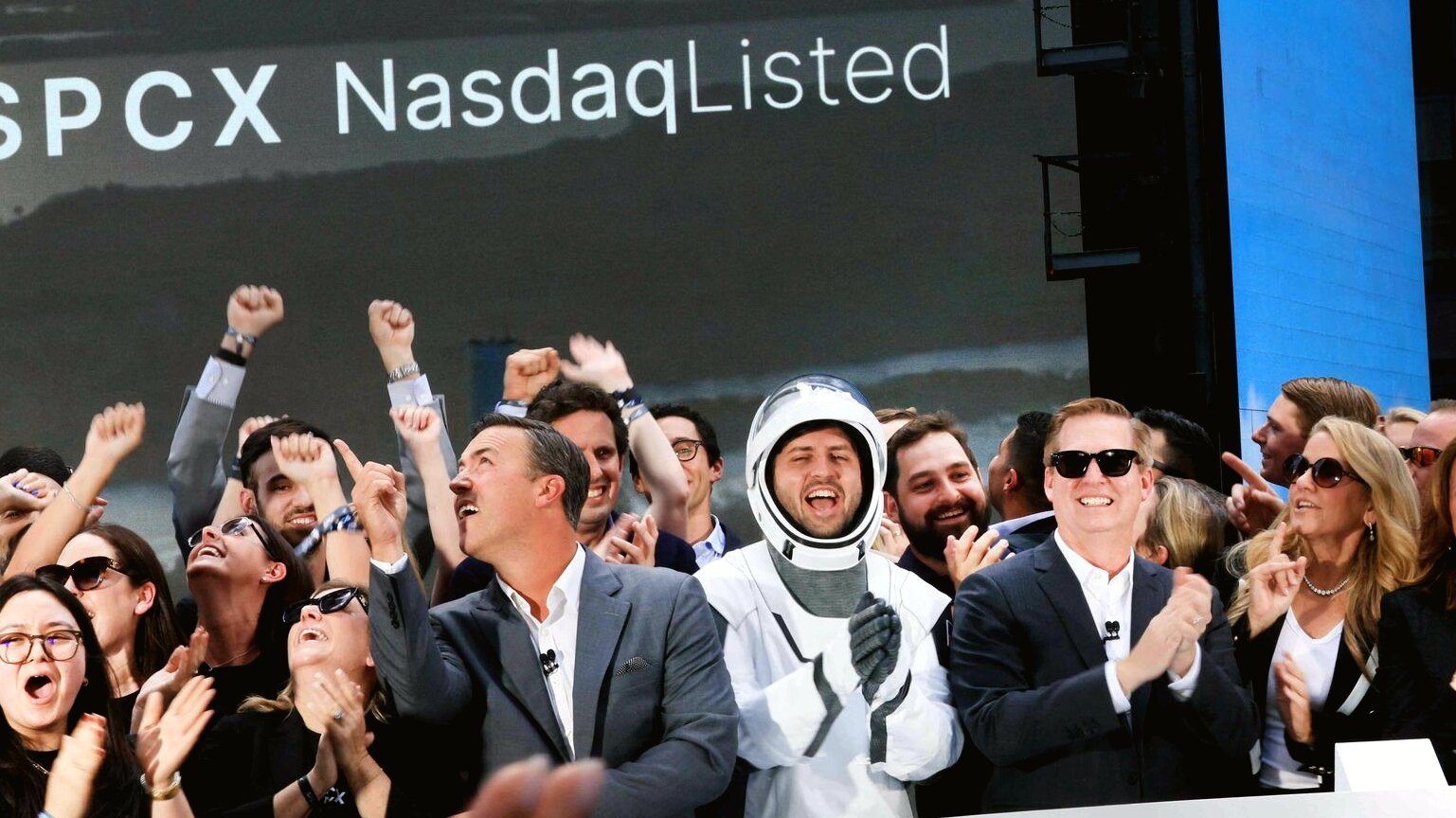 SpaceX extends losing streak to four days, drops below $135 public listing price | Buy, sell or hold?